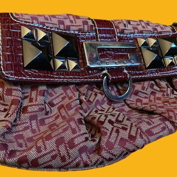 Guess Leather Y2K Vintage Shoulder Bag - Picture 3 of 4